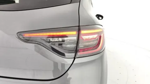 Car image 25