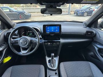 Car image 13