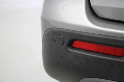 Car image 35
