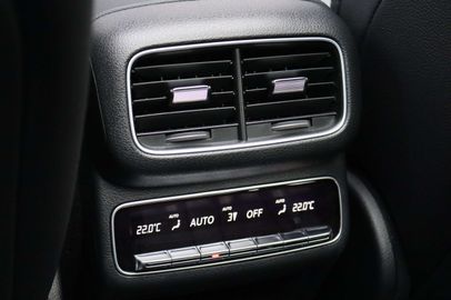 Car image 41