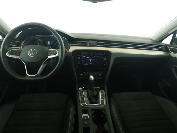 Volkswagen Passat Variant 2.0 TDI Elegance DSG 110 kW image number 11