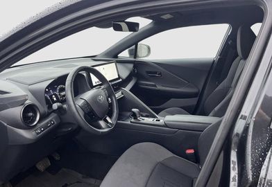 Car image 10