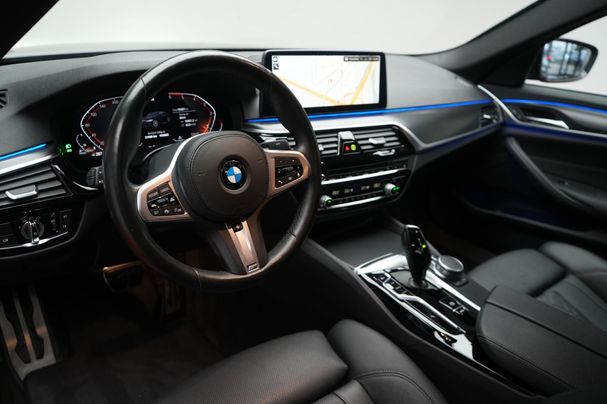 BMW 530d M Sport 210 kW image number 9