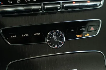 Car image 31