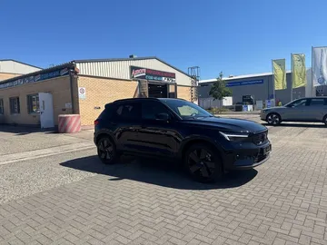 Car image 25
