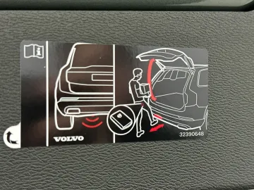 Car image 40