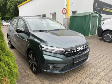 Car image 3