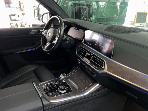 BMW X7 xDrive 294 kW image number 3