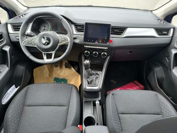 Car image 12