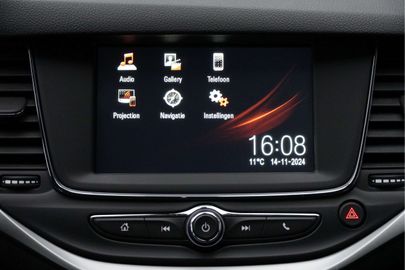 Car image 21