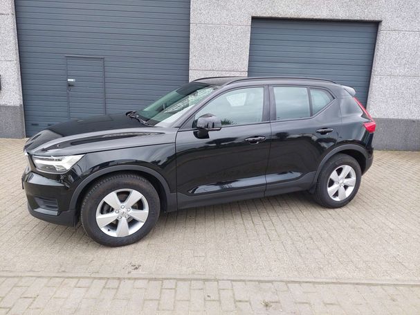 Volvo XC40 1.5 T2 Momentum 95 kW image number 1