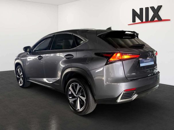 Lexus NX 300 h 145 kW image number 5