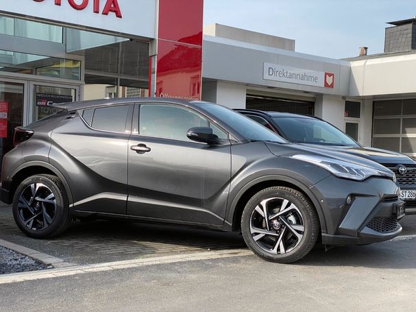 Toyota C-HR 2.0 Hybrid 135 kW image number 2