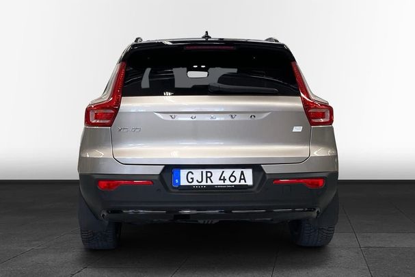 Volvo XC40 Recharge AWD Ultimate 304 kW image number 3