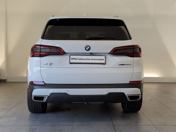 BMW X5 xDrive30d 195 kW image number 3