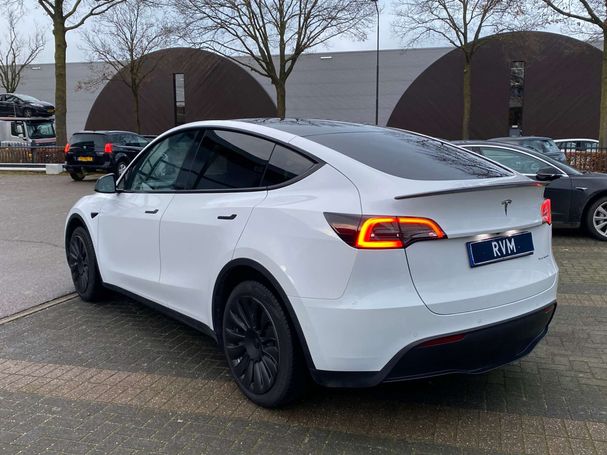 Tesla Model Y Long Range AWD 378 kW image number 4