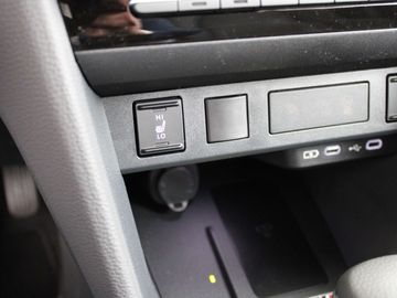 Car image 31