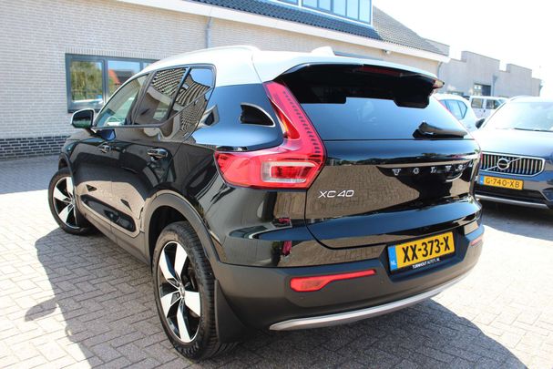 Volvo XC40 T4 140 kW image number 7