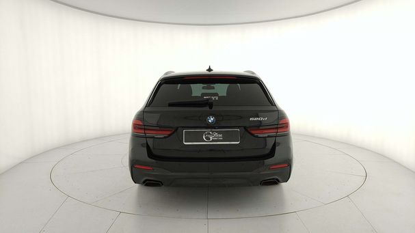 BMW 520d Touring 140 kW image number 4