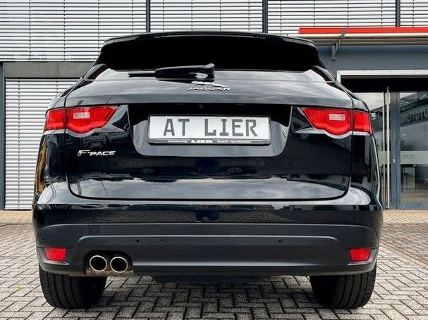 Jaguar F-Pace 20d AWD R-Sport 132 kW image number 4