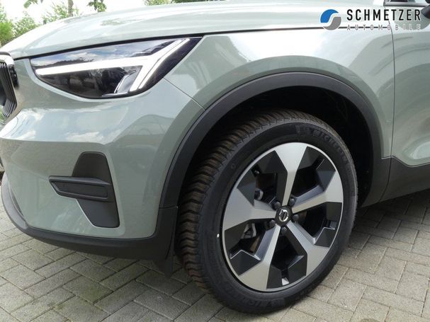 Volvo XC40 Core 120 kW image number 5