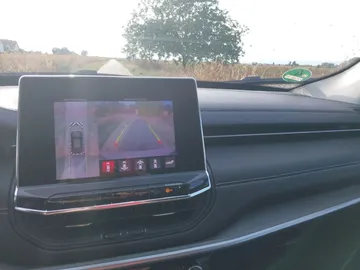 Car image 17