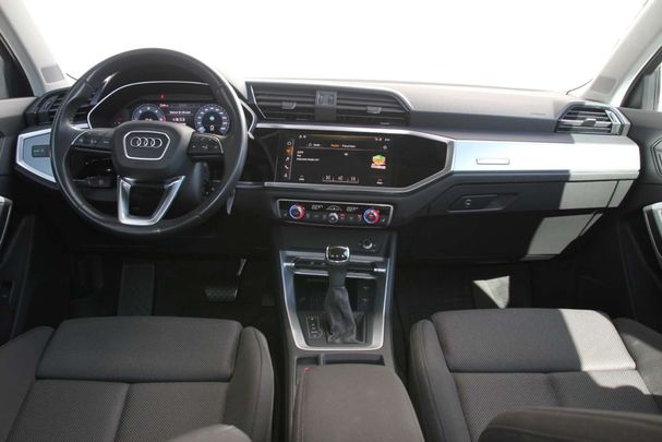 Audi Q3 40 TDI quattro 140 kW image number 11