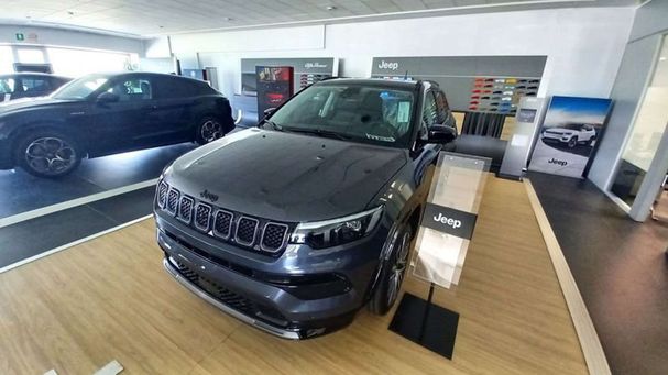 Jeep Compass 1.5 T4 Summit 96 kW image number 15