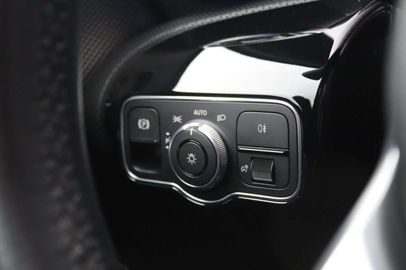 Car image 41