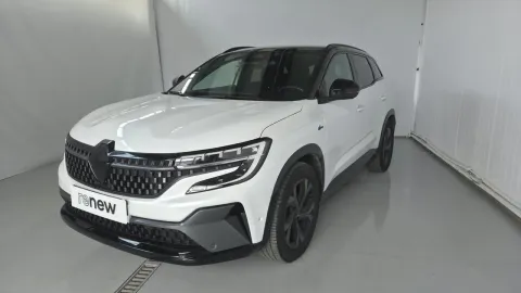 Car image 25