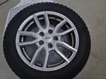 Car image 27