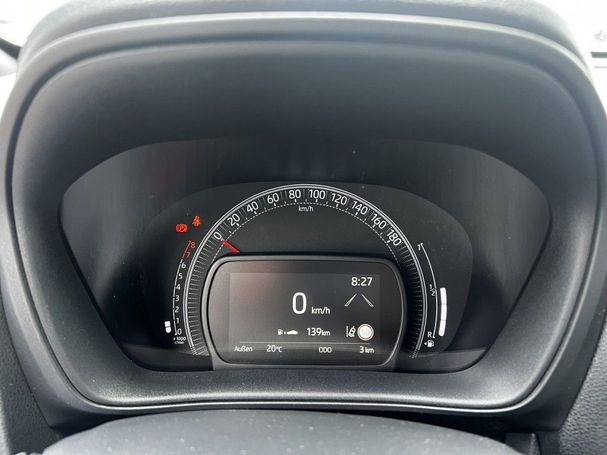 Toyota Aygo X 53 kW image number 20