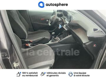 Car image 17