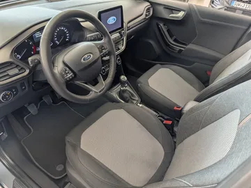 Car image 48