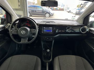 Car image 17