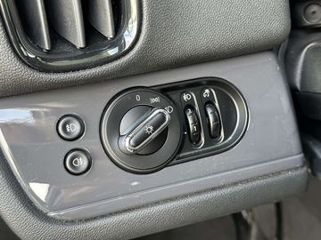 Car image 41