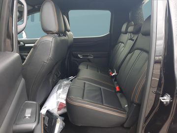 Car image 28
