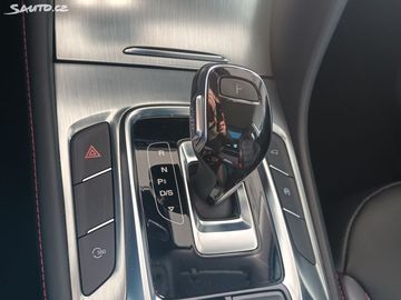 Car image 30