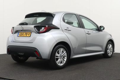 Car image 4