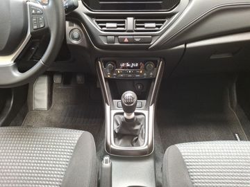 Car image 13