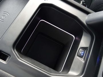 Car image 41