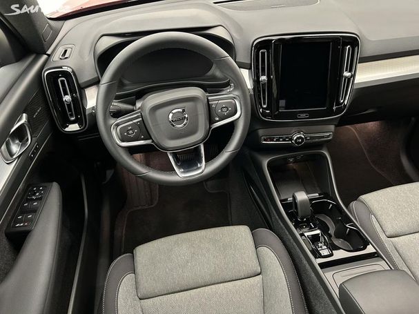 Volvo XC40 B3 Plus Dark 120 kW image number 39