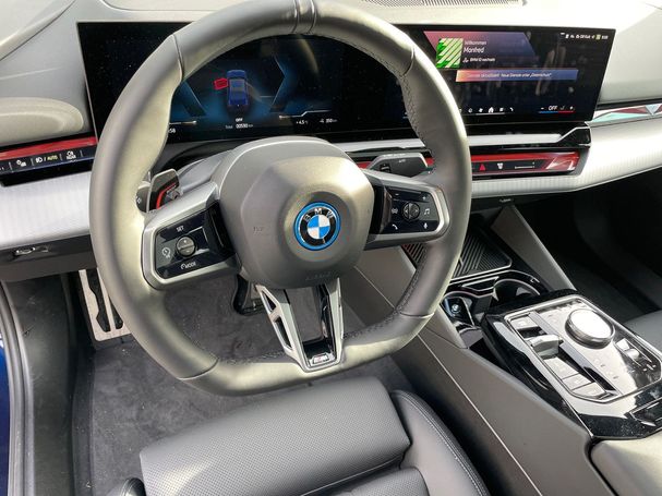 BMW i5 eDrive40 M Sport 250 kW image number 12