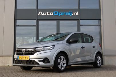Car image 21