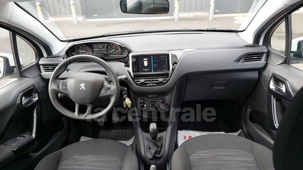 Peugeot 208 BlueHDi 100 75 kW image number 15