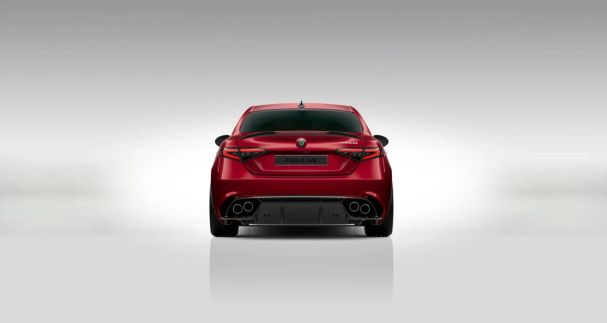 Alfa Romeo Giulia Quadrifoglio 2.9 V6 382 kW image number 8