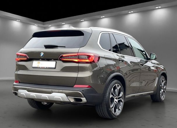 BMW X5 xDrive 210 kW image number 8