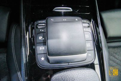 Car image 33