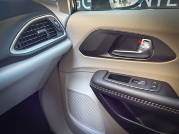 Car image 46