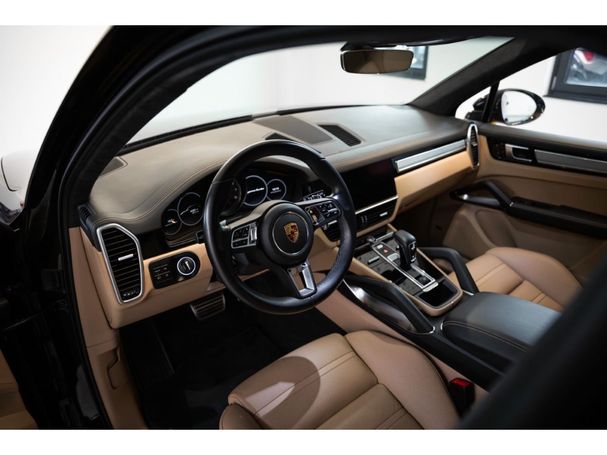 Porsche Cayenne Turbo S Tiptronic 404 kW image number 9